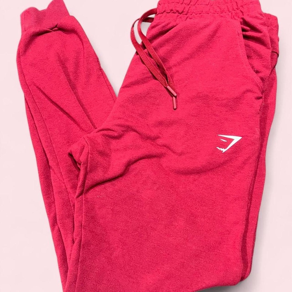 Gymshark Red Jogger Sweatpants Size M
